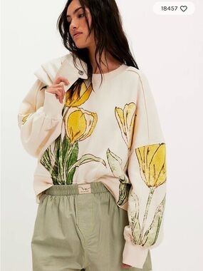 NWT Free People Gaia Sweatshirt Yellow Tulip Ivory Combo SZ XS